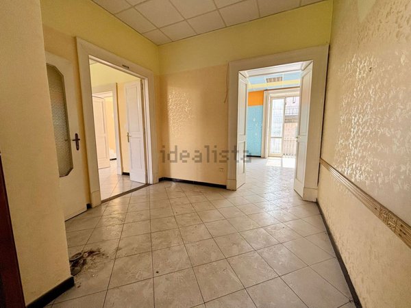 ufficio in affitto a Giugliano in Campania