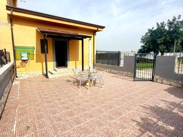 casa indipendente in affitto a Giugliano in Campania in zona Massariola / Amodio