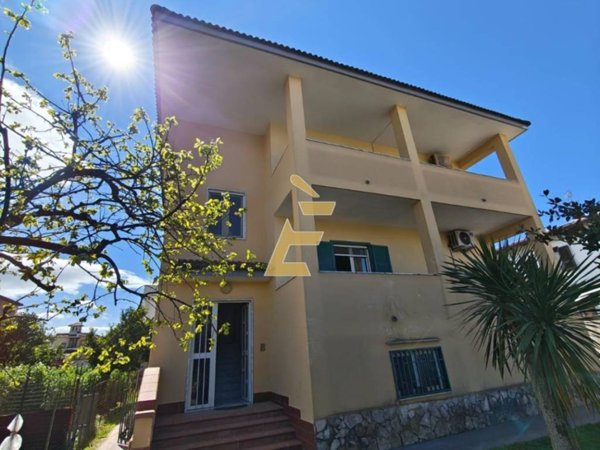 appartamento in affitto a Giugliano in Campania in zona Licola