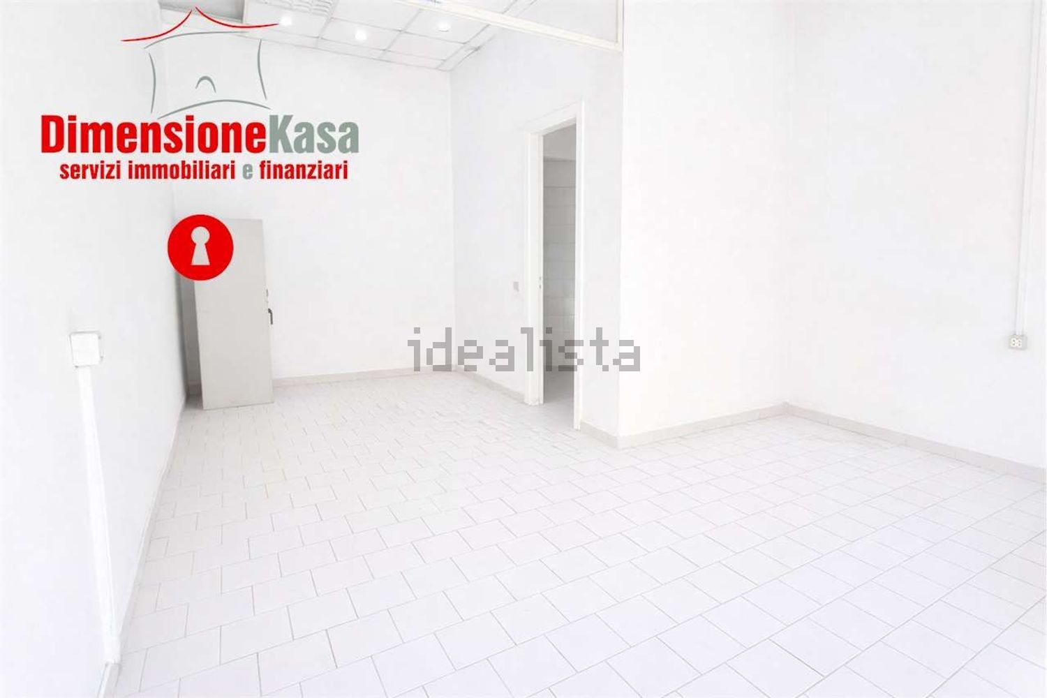 locale commerciale in affitto a Giugliano in Campania