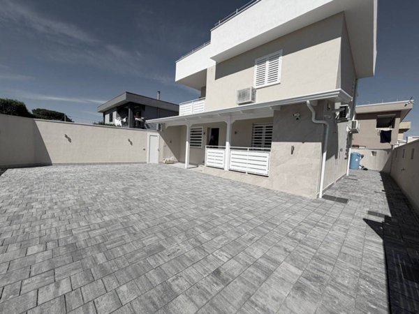 casa indipendente in affitto a Giugliano in Campania in zona Lago Patria