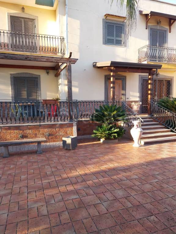 casa indipendente in affitto a Giugliano in Campania