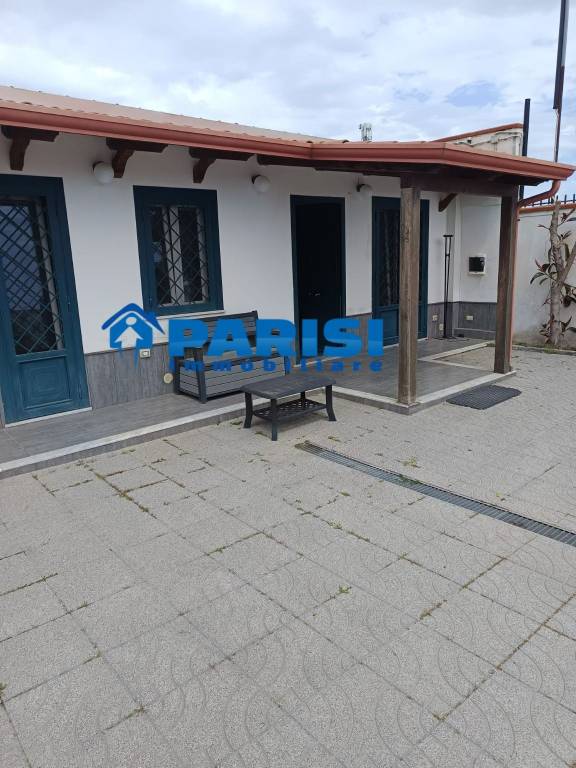 casa indipendente in affitto a Giugliano in Campania in zona Varcaturo