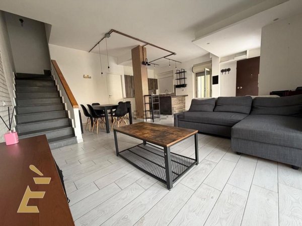 casa indipendente in affitto a Giugliano in Campania in zona Varcaturo