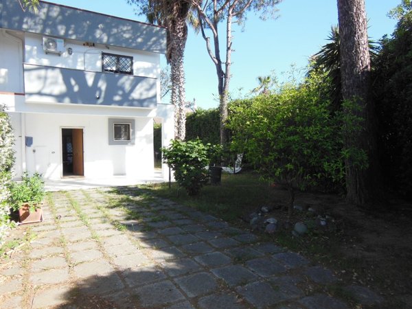casa indipendente in affitto a Giugliano in Campania in zona Lago Patria