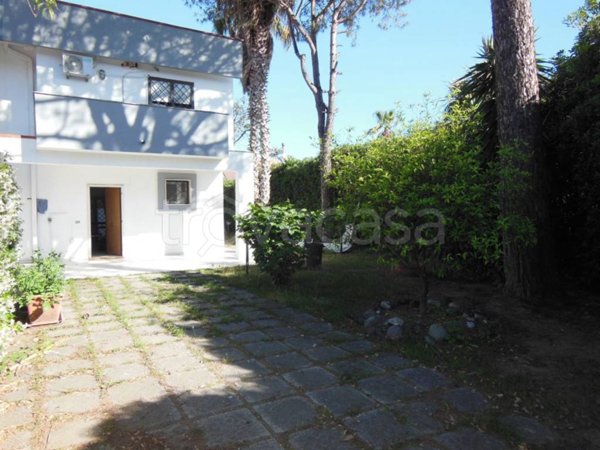 casa indipendente in affitto a Giugliano in Campania in zona Lago Patria