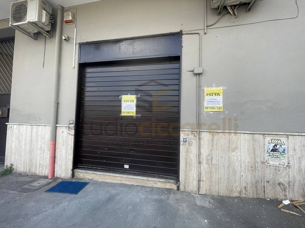 negozio in affitto a Giugliano in Campania
