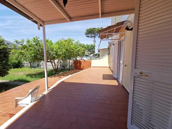 casa indipendente in affitto a Giugliano in Campania in zona Lago Patria