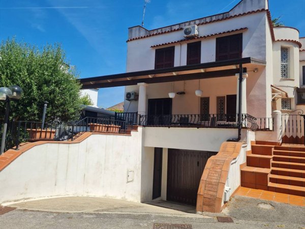 casa indipendente in affitto a Giugliano in Campania in zona Lago Patria