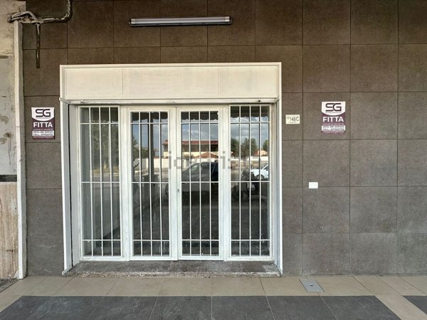 locale commerciale in affitto a Giugliano in Campania in zona Lago Patria