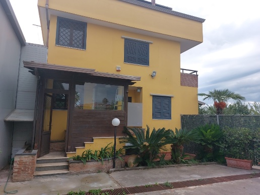 casa indipendente in affitto a Giugliano in Campania