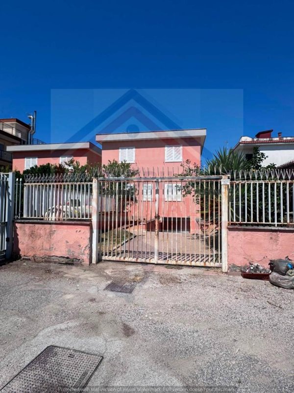 casa indipendente in affitto a Giugliano in Campania in zona Lago Patria