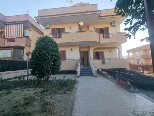 casa indipendente in affitto a Giugliano in Campania in zona Lago Patria
