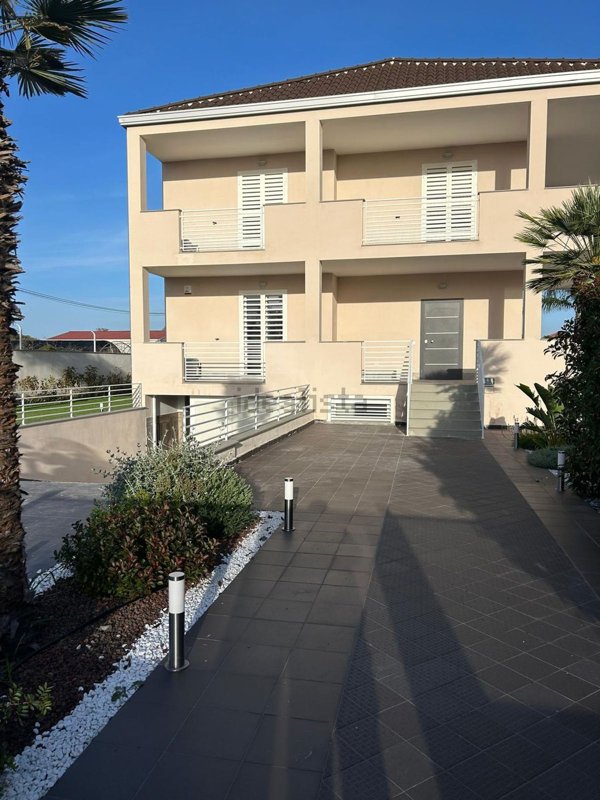 casa indipendente in affitto a Giugliano in Campania in zona Lago Patria