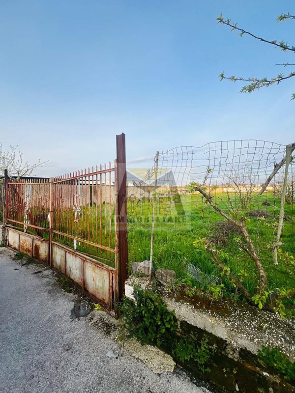 terreno in affitto a Giugliano in Campania in zona Casacelle