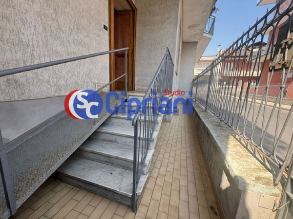 ufficio in affitto a Giugliano in Campania