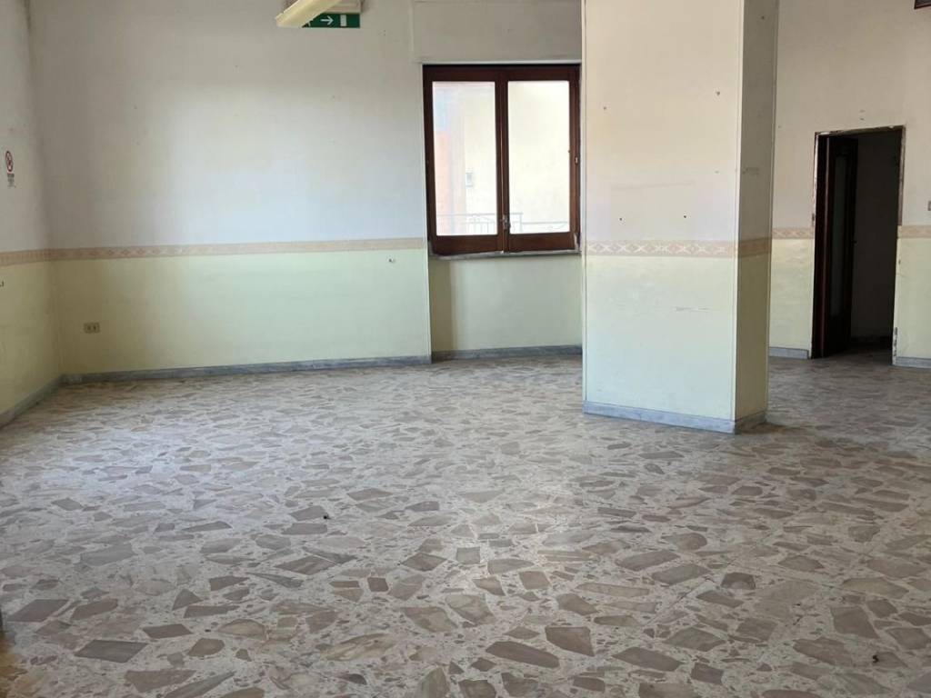 negozio in affitto a Gragnano