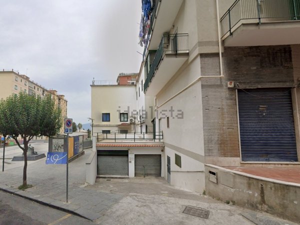 locale commerciale in affitto a Gragnano