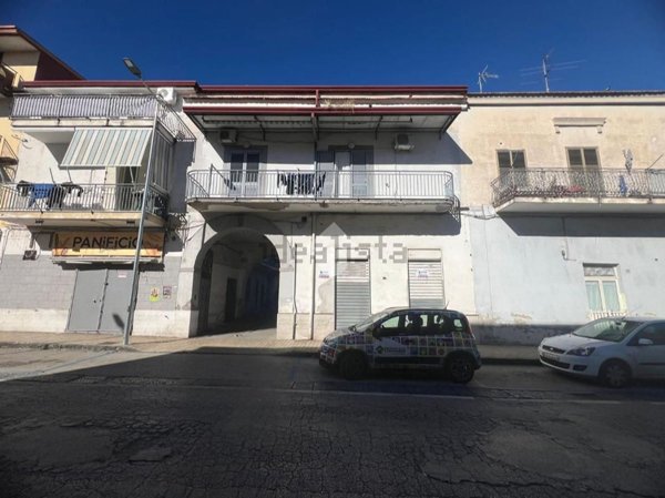 locale commerciale in affitto a Grumo Nevano