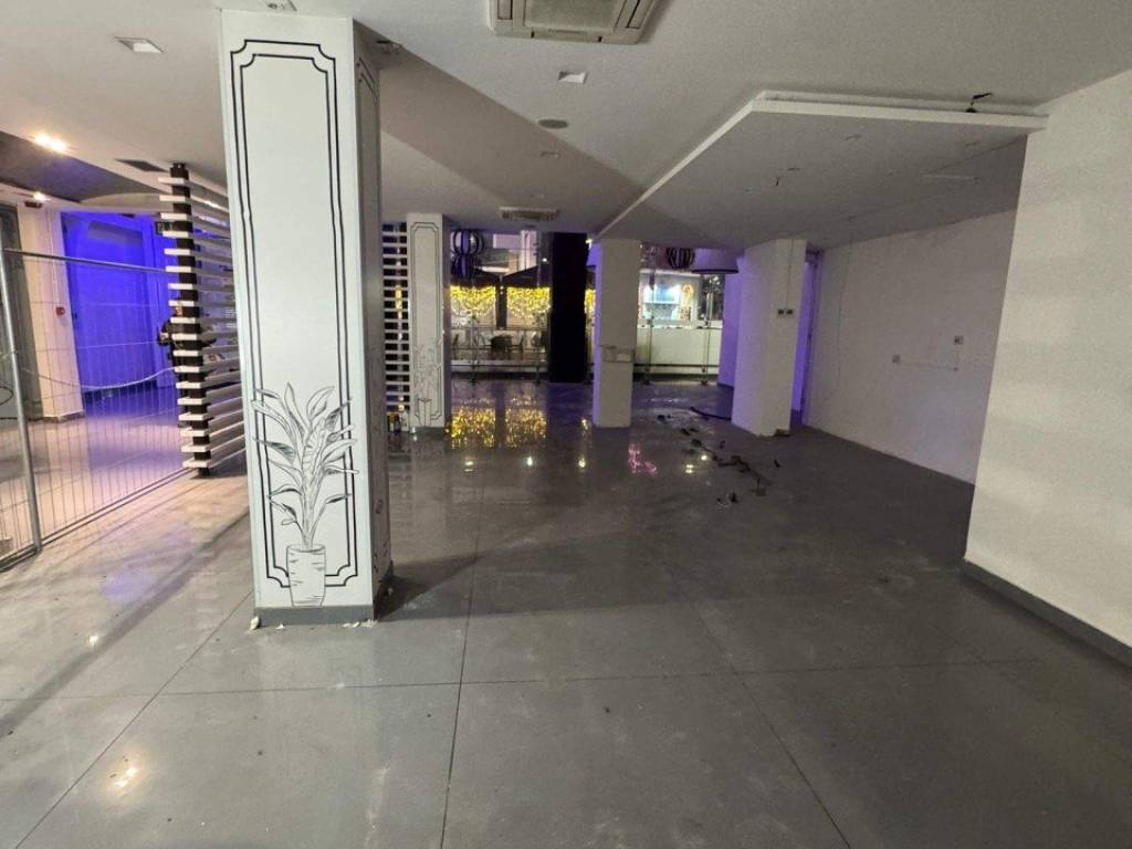 negozio in affitto a Grumo Nevano