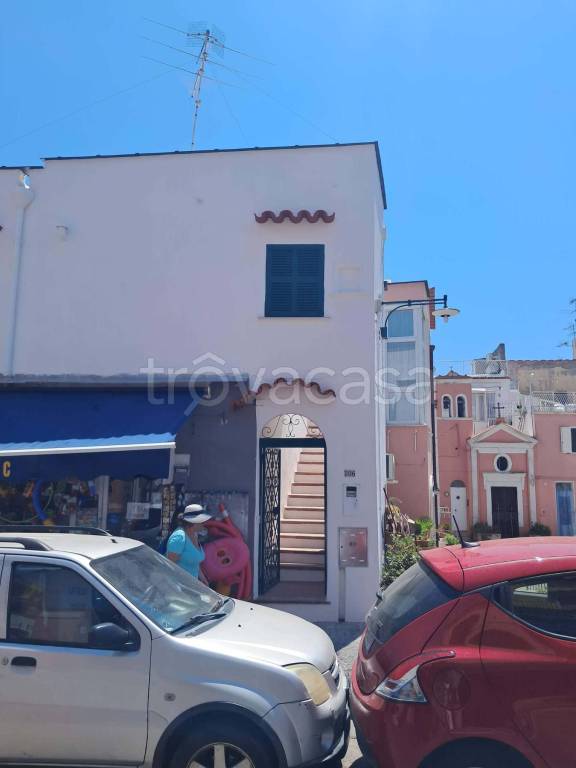 appartamento in affitto ad Ischia