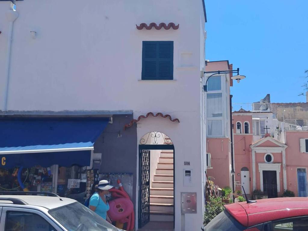 appartamento in affitto ad Ischia