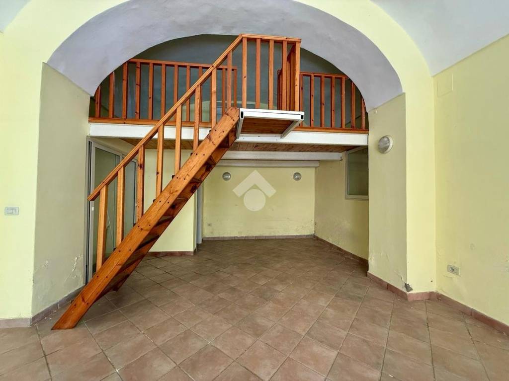negozio in affitto ad Ischia