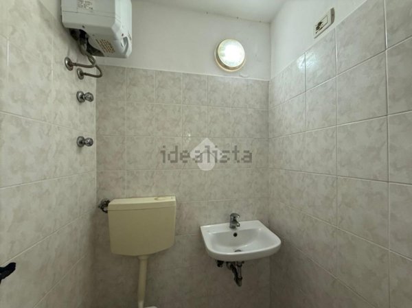 locale commerciale in affitto ad Ischia