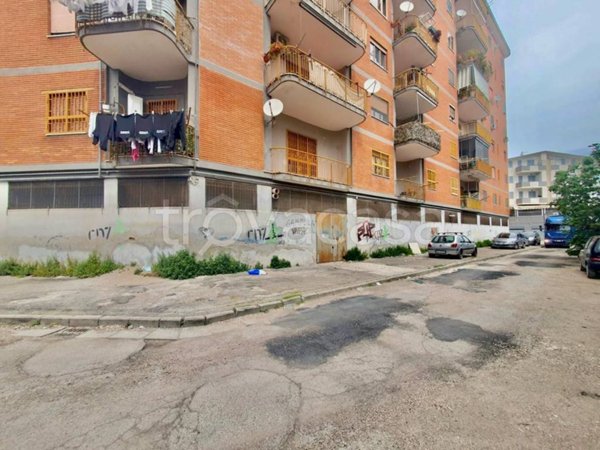 negozio in affitto a Marano di Napoli in zona Centro Città