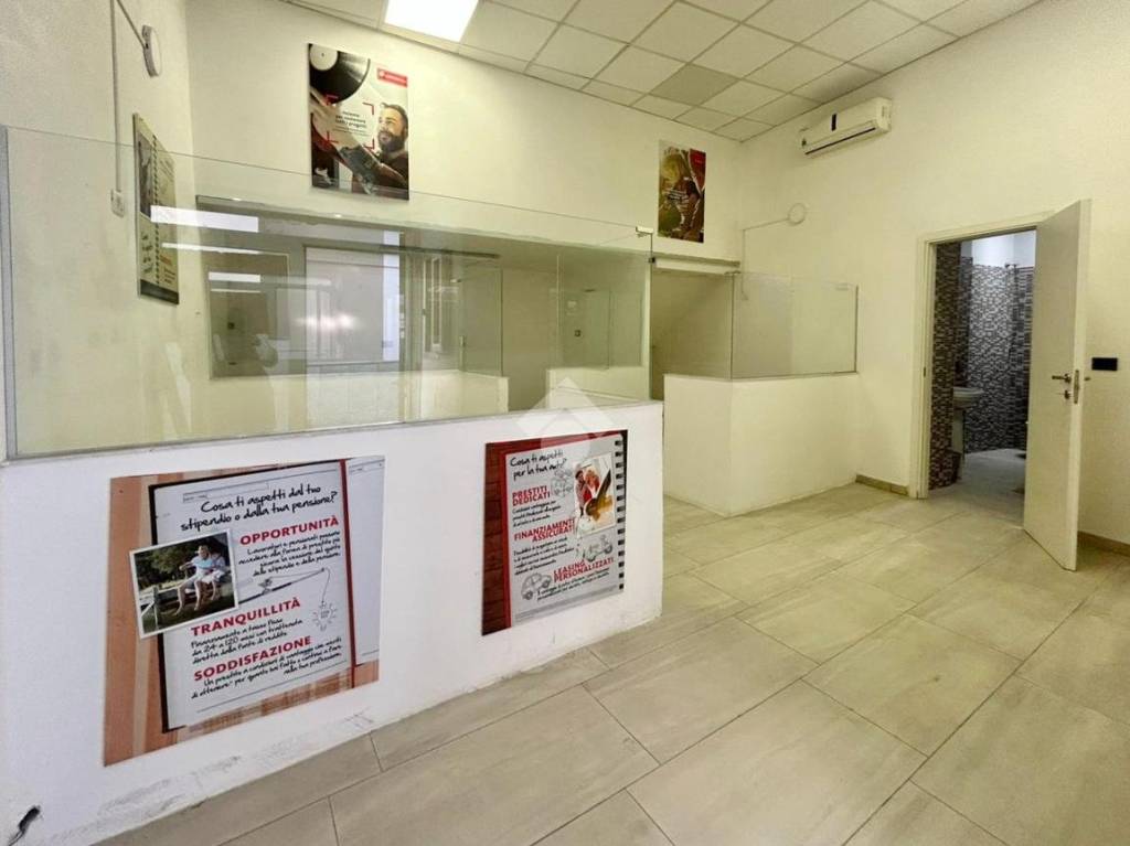 negozio in affitto a Marano di Napoli