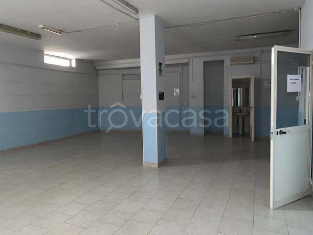 locale commerciale in affitto a Marano di Napoli