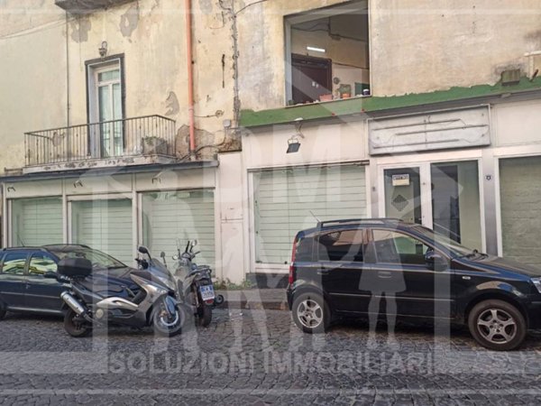 negozio in affitto a Marano di Napoli