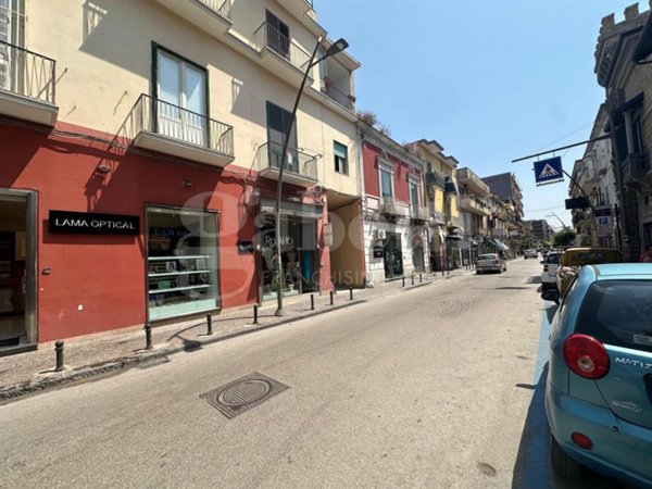 negozio in affitto a Marano di Napoli in zona Centro Città