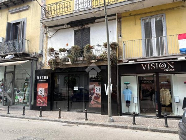 negozio in affitto a Marano di Napoli