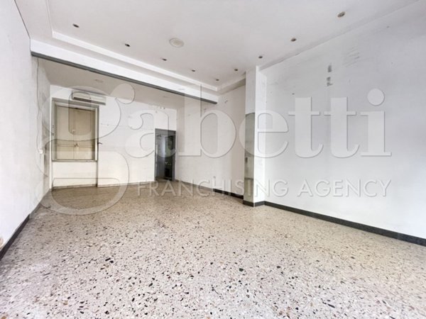 negozio in affitto a Marano di Napoli