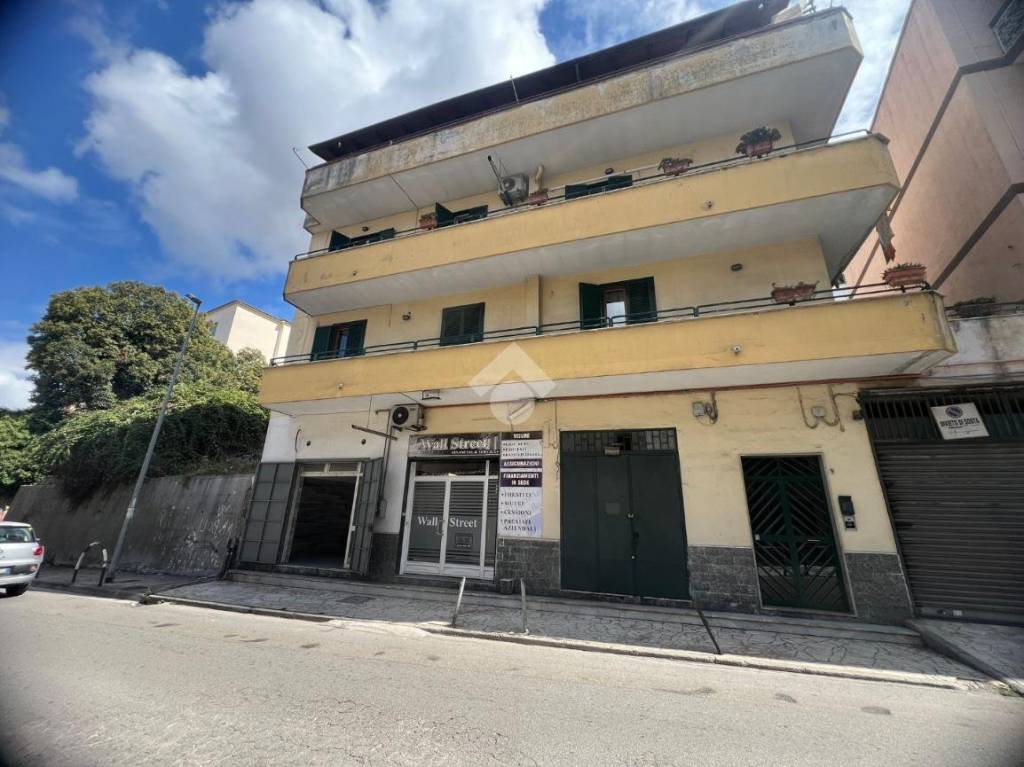 negozio in affitto a Marano di Napoli