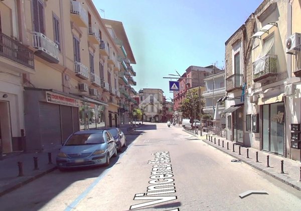 locale commerciale in affitto a Marano di Napoli