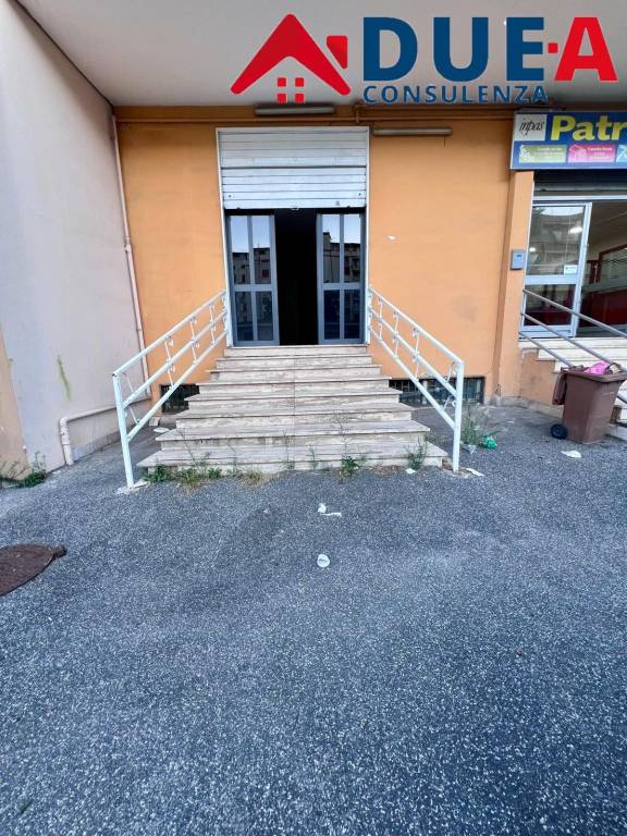 negozio in affitto a Marano di Napoli