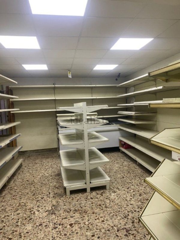 locale commerciale in affitto a Marano di Napoli