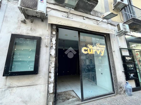 negozio in affitto a Marano di Napoli in zona Centro Città