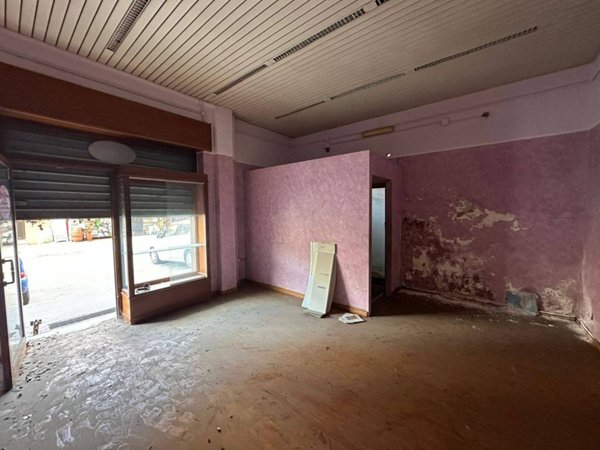 negozio in affitto a Marano di Napoli