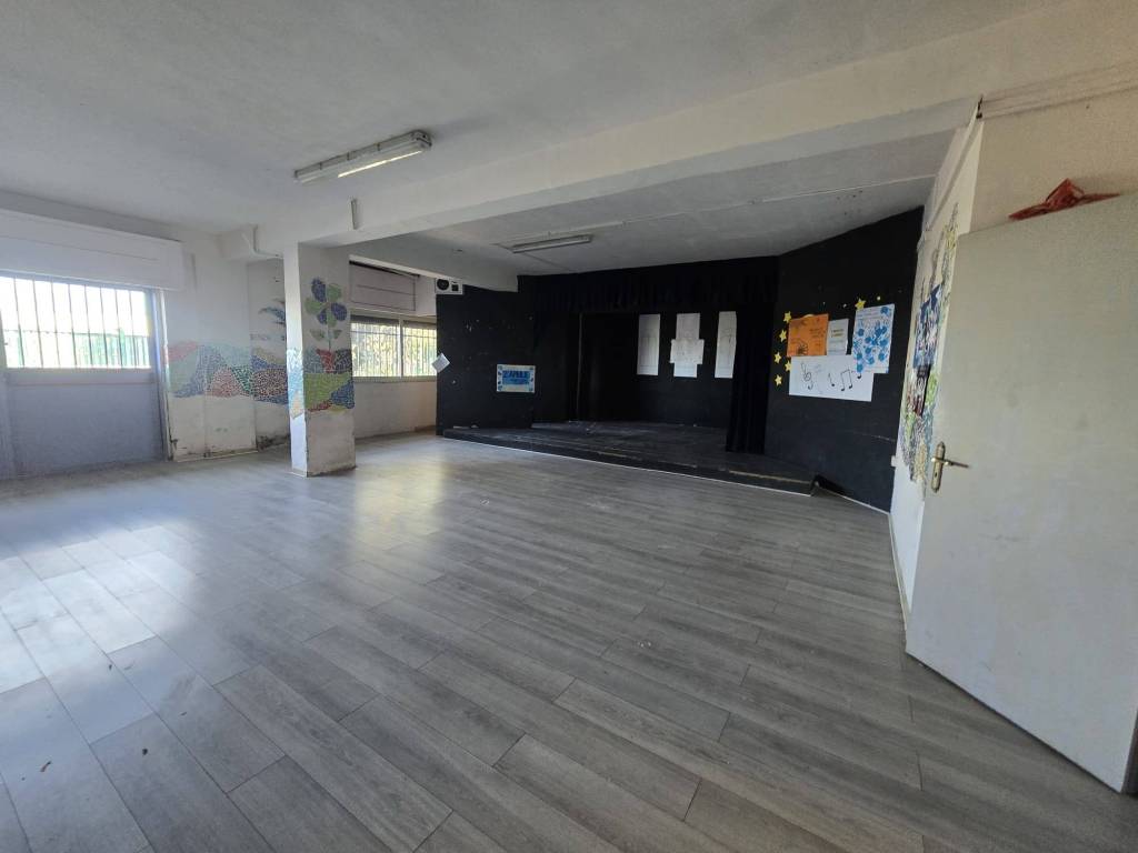 negozio in affitto a Marano di Napoli