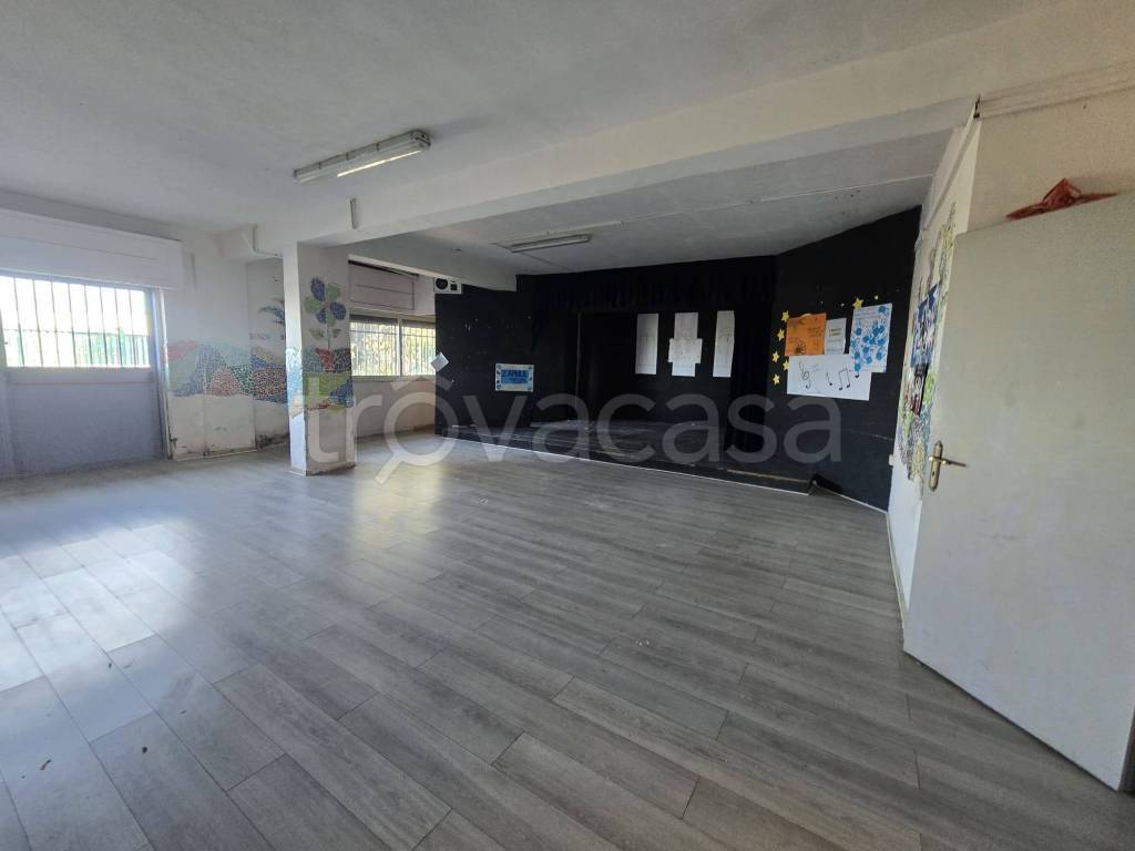 negozio in affitto a Marano di Napoli