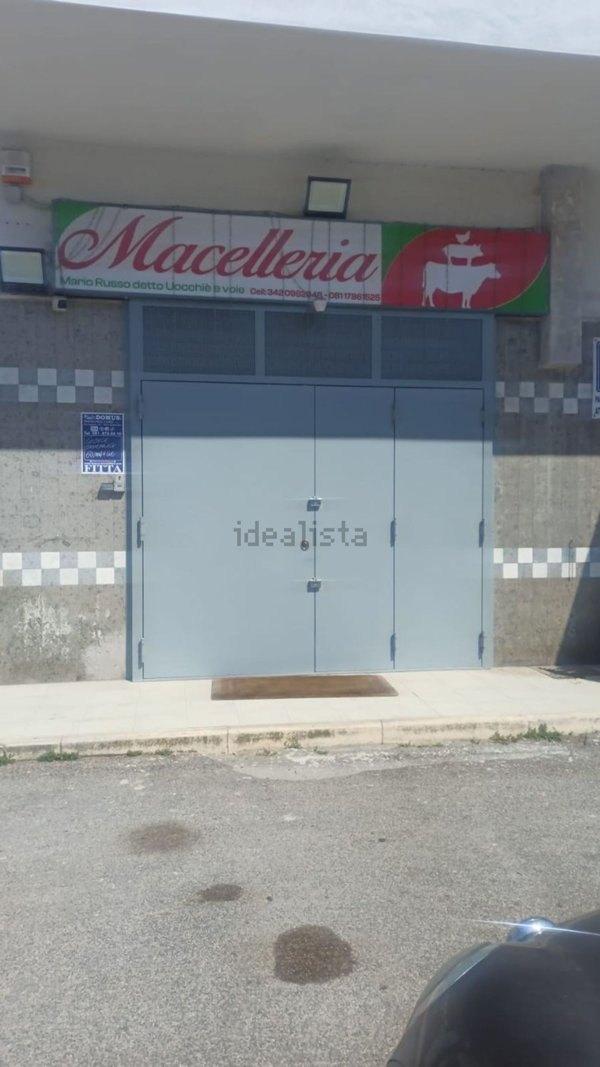 locale commerciale in affitto a Marano di Napoli in zona San Rocco