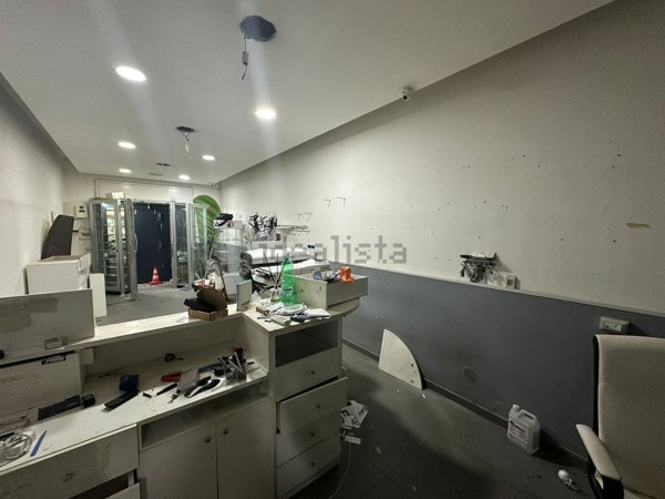 locale commerciale in affitto a Marano di Napoli