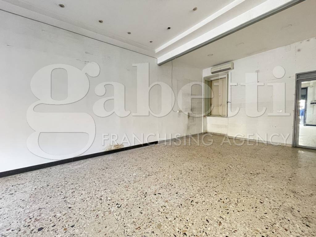 negozio in affitto a Marano di Napoli