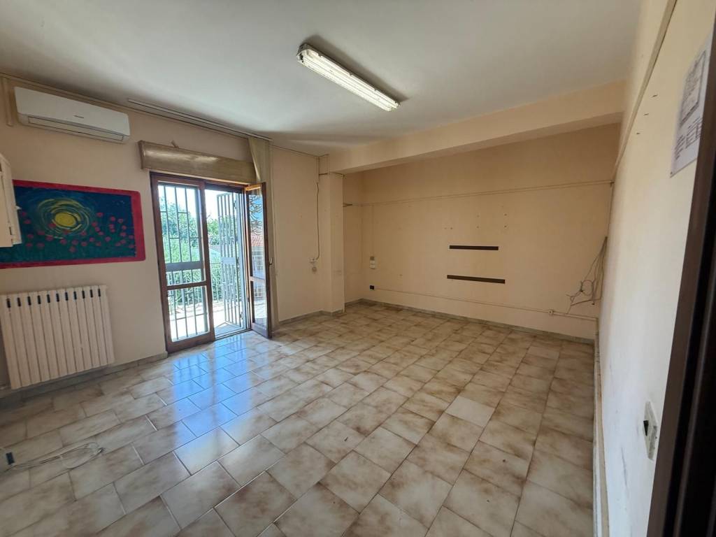 negozio in affitto a Marano di Napoli