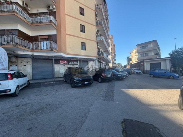locale commerciale in affitto a Marano di Napoli