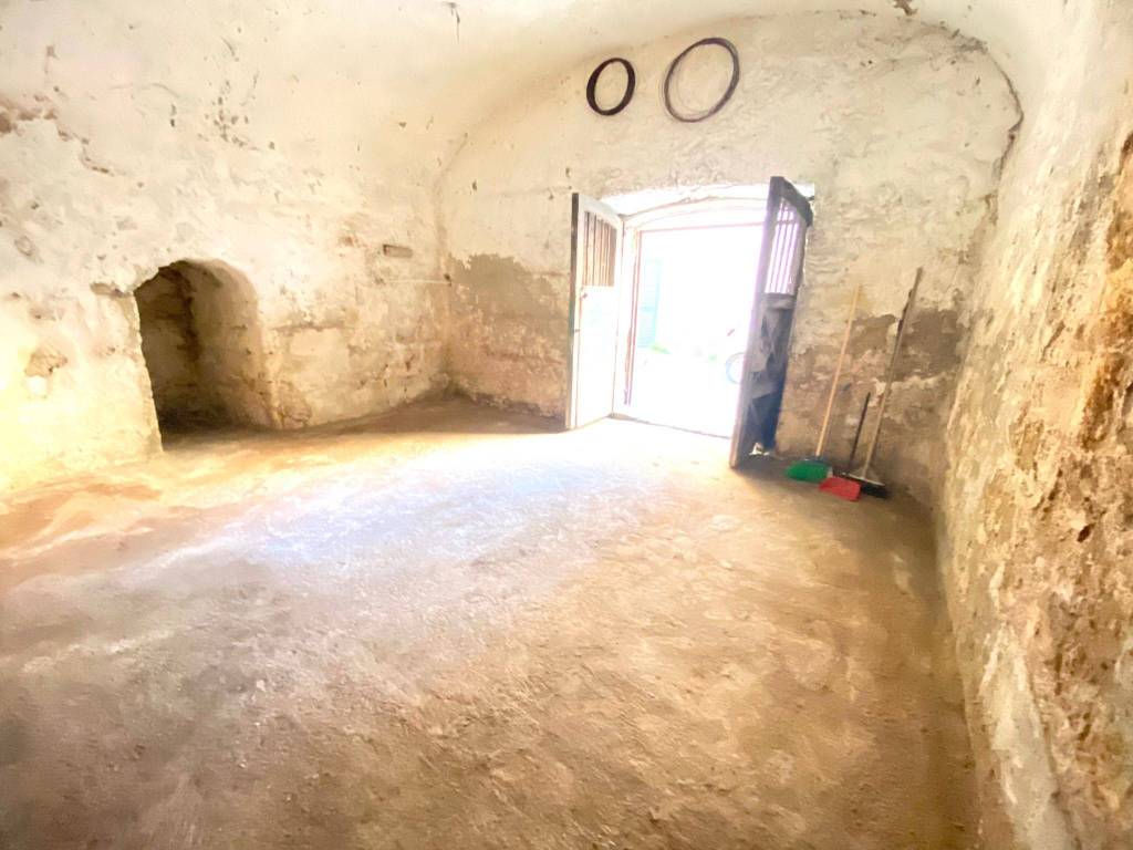 locale commerciale in affitto a Marano di Napoli