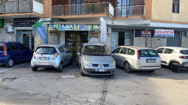 negozio in affitto a Marano di Napoli